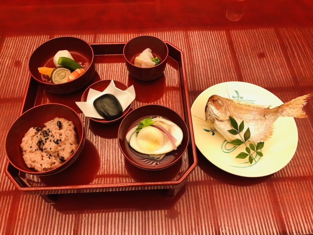 【おすすめです！】ホテル雅叙園東京の「渡風亭」で『お食い初め』をしてきました！